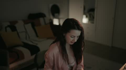 Snapshot of _blackbee_ chatting on 09.10.25 Lili online show from 09.10.25