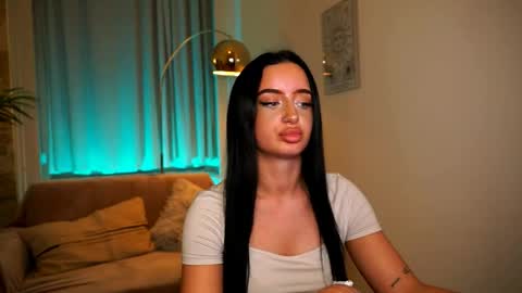 Pearl online show from 04.16.26