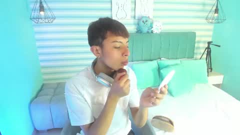 Snapshot of _camilo_ortiz chatting on 06.12.26 camilo online show from 06.12.26