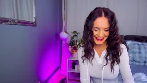 _carlawhite_ online show from 03.25.26