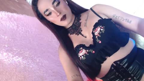 Caroline online show from 01.23.25