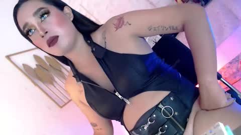 Snapshot of _caroline69 chatting on 02.10.26 Caroline online show from 02.10.26