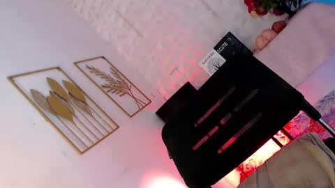 Snapshot of _caroline69 chatting on 02.20.26 Caroline online show from 02.20.26