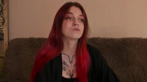 Caroline online show from 11.07.25