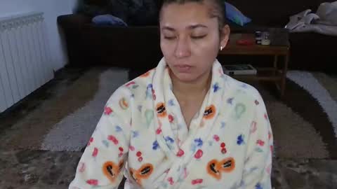 Snapshot of _cattleya1 chatting on 02.11.25 cat online show from 02.11.25