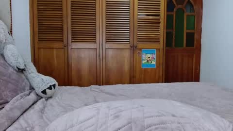 Antonella online show from 11.11.25