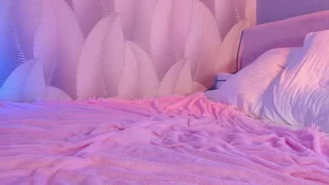 Snapshot of _ccrystaa_ chatting on 03.01.25 Christina Chris online show from 03.01.25