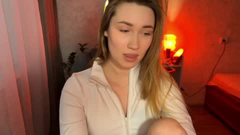Snapshot of _chloe_miller_ chatting on 05.11.26 _chloe_miller_ online show from 05.11.26