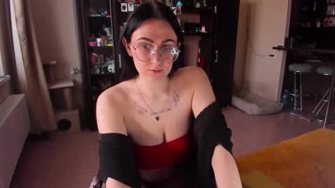 Chrissy online show from 03.05.26