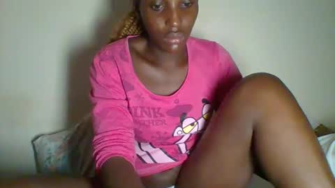 Snapshot of _clara01 chatting on 02.23.25 clara online show from 02.23.25