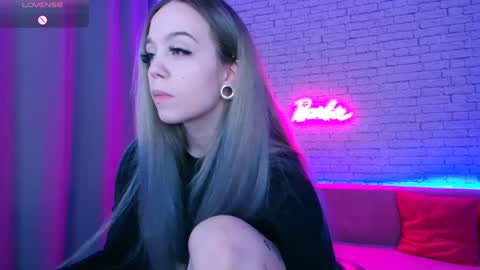 Nica online show from 02.05.25