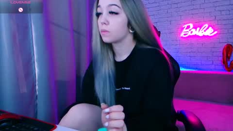 Nica online show from 02.19.25