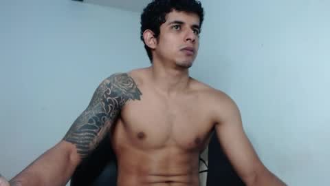  crissgex  online show from 04.05.26