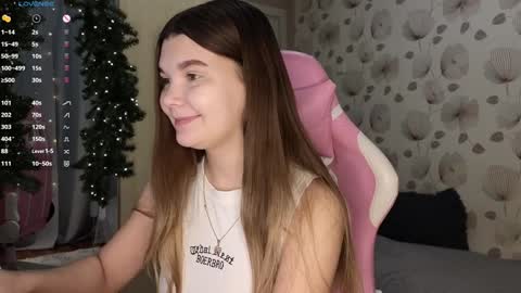 _cute_ice online show from 12.30.24