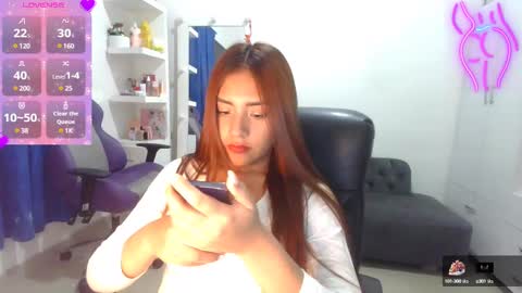 Snapshot of _cute_katy_ chatting on 02.28.25 Katherine Shedule 10pm -4 am Colombia hour online show from 02.28.25