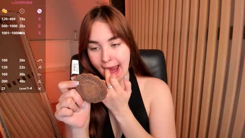 Angel online show from 11.22.25