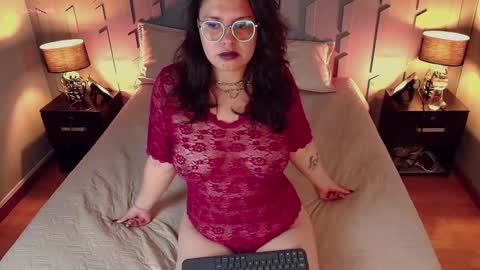 _danydaniels__ online show from 11.24.25