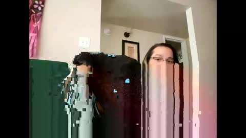 Snapshot of _drew__ chatting on 03.05.25 _drew__ online show from 03.05.25