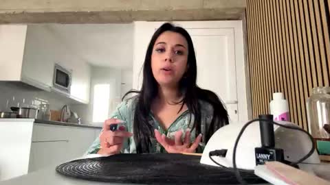  elena barra online show from 04.02.26