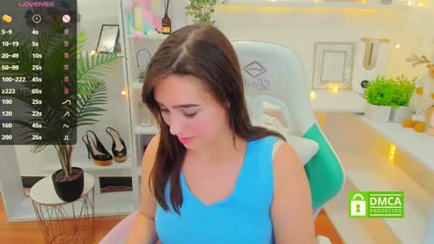 Snapshot of _eliizabeth__ chatting on 12.21.24 Lizzy online show from 12.21.24