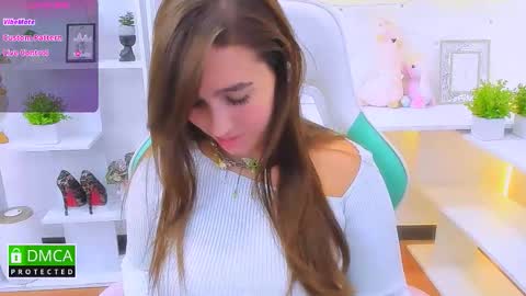 Snapshot of _eliizabeth__ chatting on 09.18.25 Lizzy online show from 09.18.25