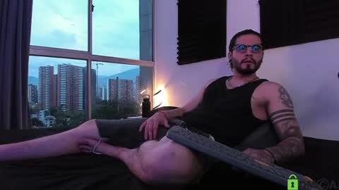  -         online show from 06.05.26