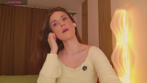 _esmeraldiyaa_ online show from 04.15.26