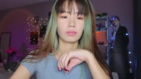 Snapshot of _eve____ chatting on 11.14.25 EveEva online show from 11.14.25