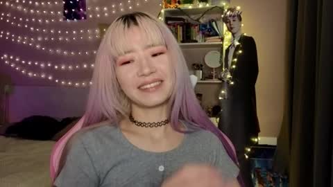 Snapshot of _eve____ chatting on 02.04.26 EveEva online show from 02.04.26