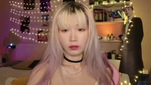 Snapshot of _eve____ chatting on 02.16.26 EveEva online show from 02.16.26