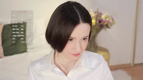 Snapshot of _female_essence_ chatting on 12.20.24 Essie online show from 12.20.24