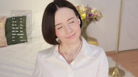 Snapshot of _female_essence_ chatting on 12.20.24 Essie online show from 12.20.24