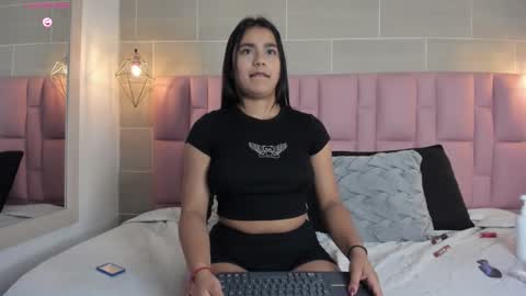 _gia_rose online show from 09.29.25