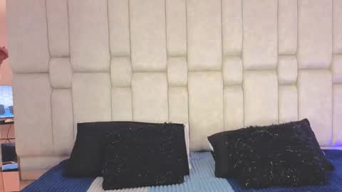 Ginger Cherry online show from 10.18.25