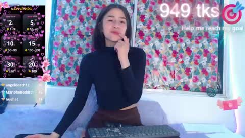 Gwen online show from 02.19.25