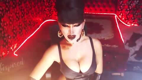 Snapshot of _hailyourqueenx chatting on 12.29.24 GoDDess  Chloe online show from 12.29.24