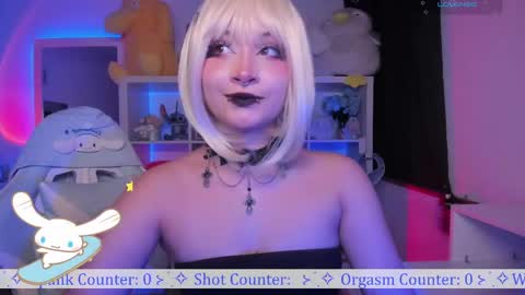 Snapshot of _heavenly_blue_ chatting on 04.27.26 Bluey online show from 04.27.26