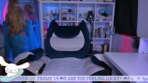 Snapshot of _heavenly_blue_ chatting on 05.30.26 Bluey online show from 05.30.26