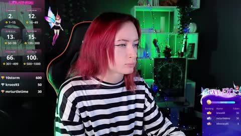 Snapshot of _helencarter chatting on 12.10.24 Helen Carter 3 Next stream 2330 MSC online show from 12.10.24
