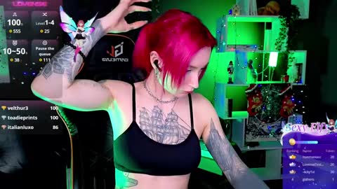 Snapshot of _helencarter chatting on 12.25.24 Helen Carter 3 Next stream 2330 MSC online show from 12.25.24