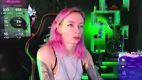 Snapshot of _helencarter chatting on 02.27.25 Helen Carter 3 Next stream 2330 MSC online show from 02.27.25