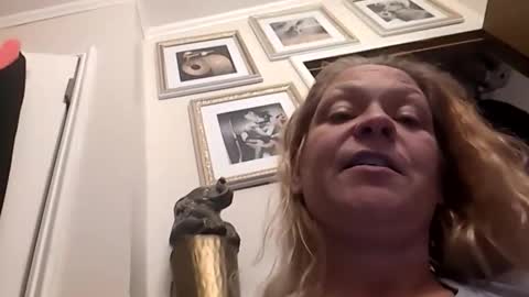 Snapshot of _hitgirly_ chatting on 03.01.26 _hitgirly_ online show from 03.01.26