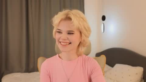 Alisha online show from 06.04.26