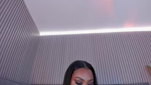 Darlis  online show from 03.25.26