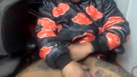 Snapshot of _infamous_ chatting on 12.07.24 Tatted34 aka PimpDaddy SlickDick online show from 12.07.24