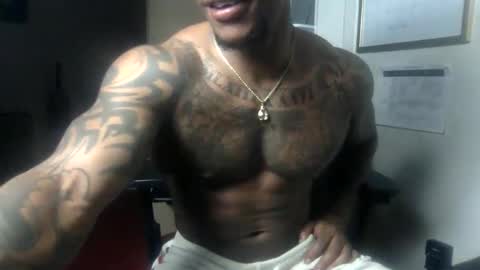 Snapshot of _infamous_ chatting on 03.31.26 Tatted34 aka PimpDaddy SlickDick online show from 03.31.26