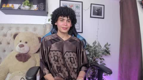 Snapshot of _jaay77 chatting on 12.24.24 Jay online show from 12.24.24