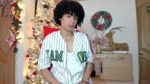 Snapshot of _jaay77 chatting on 01.03.25 Jay online show from 01.03.25