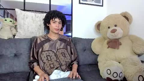 Snapshot of _jaay77 chatting on 01.15.25 Jay online show from 01.15.25