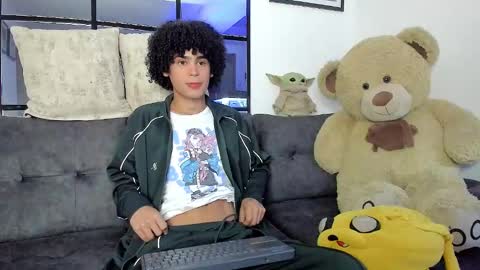 Snapshot of _jaay77 chatting on 01.19.25 Jay online show from 01.19.25